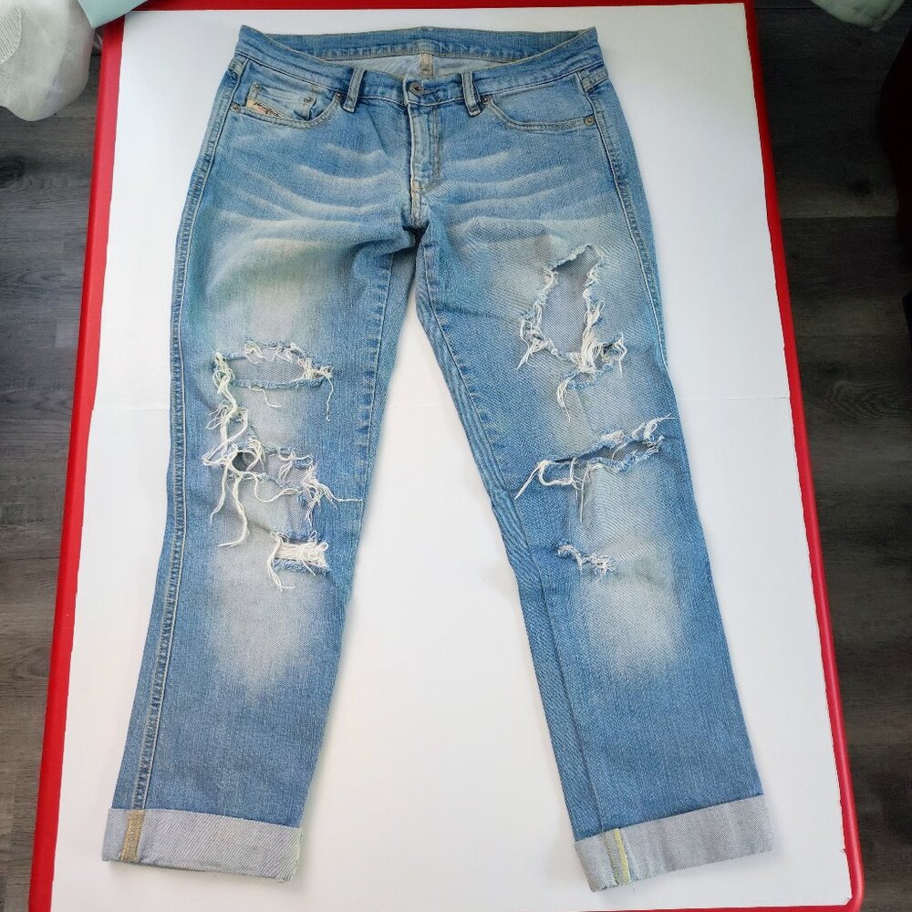 Diesel Industries Jeans Capri distressed ripped hard washed blue women's size 28